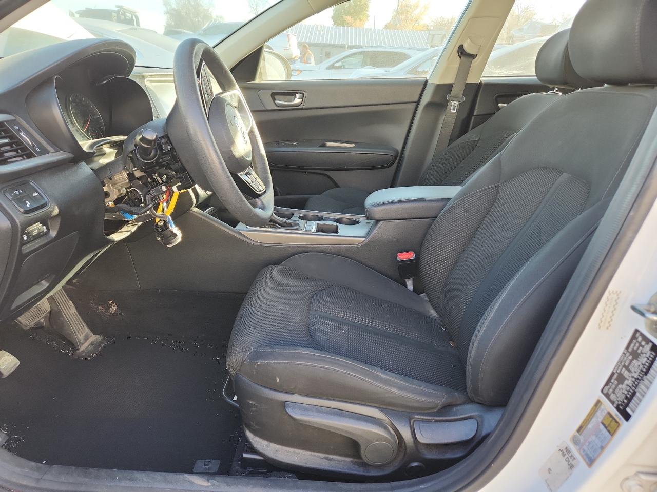 Kia Optima Lx Image 11