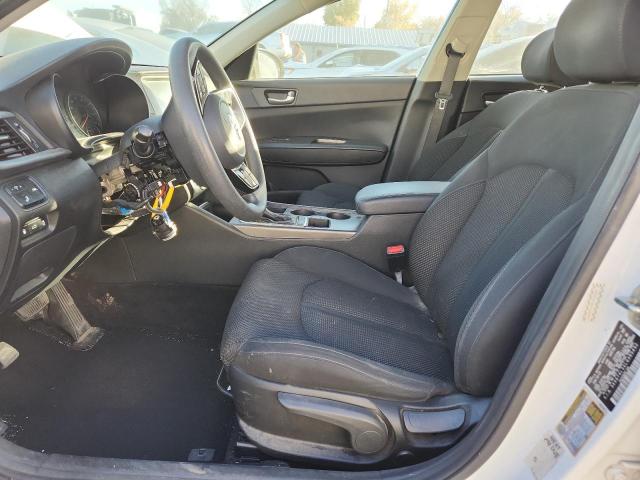 Kia Optima Lx Image 11