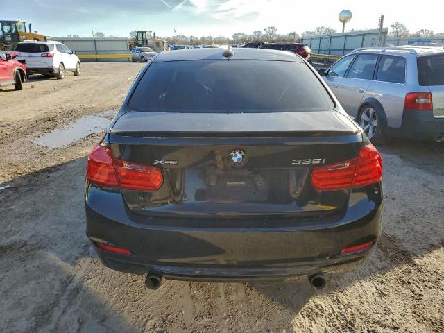 BMW 3 Series Xi Image 12