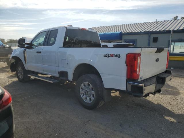 Ford F-250 Super Duty Image 6