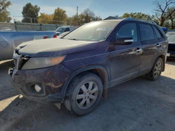  Salvage Kia Sorento