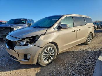  Salvage Kia Sedona