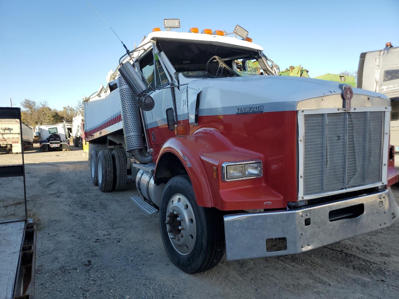 Kenworth Constructi T800 Image 1