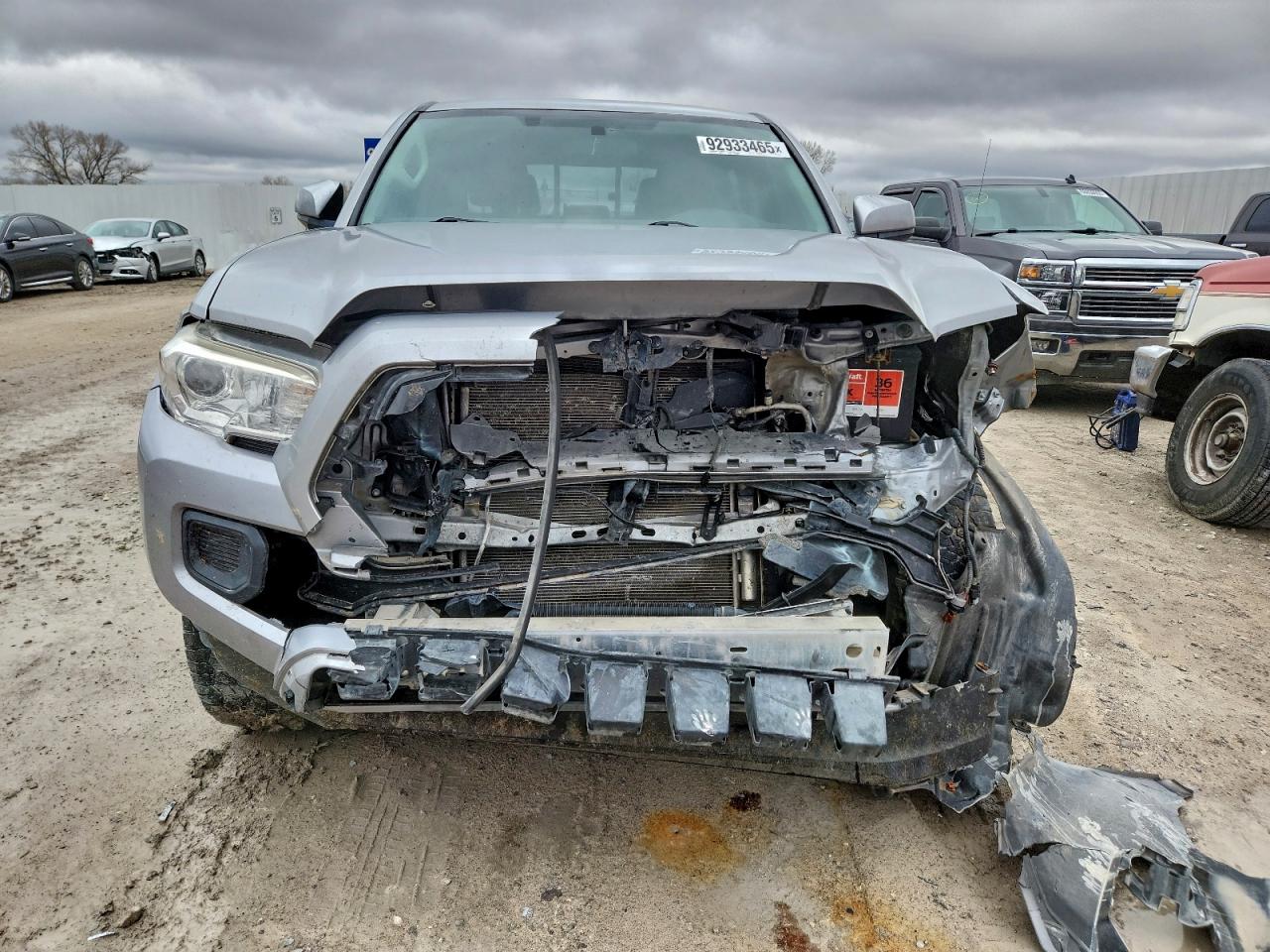 Toyota Tacoma Double Cab Image 4