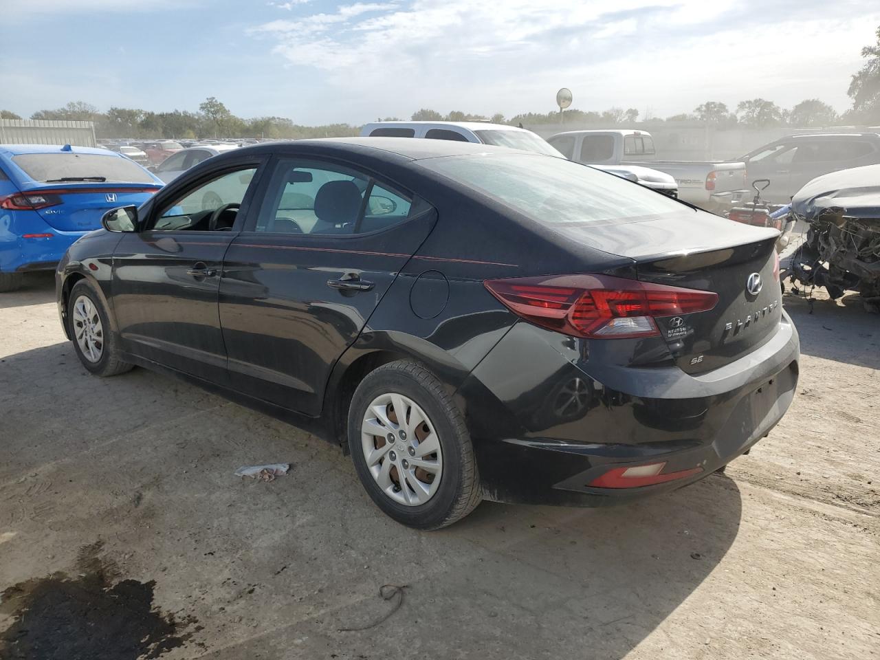 Hyundai ELANTRA Se Image 8