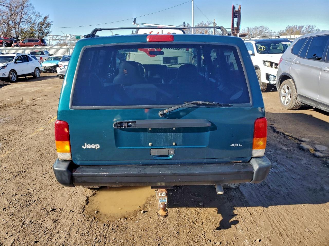 Jeep Grand Cherokee Sport Image 5