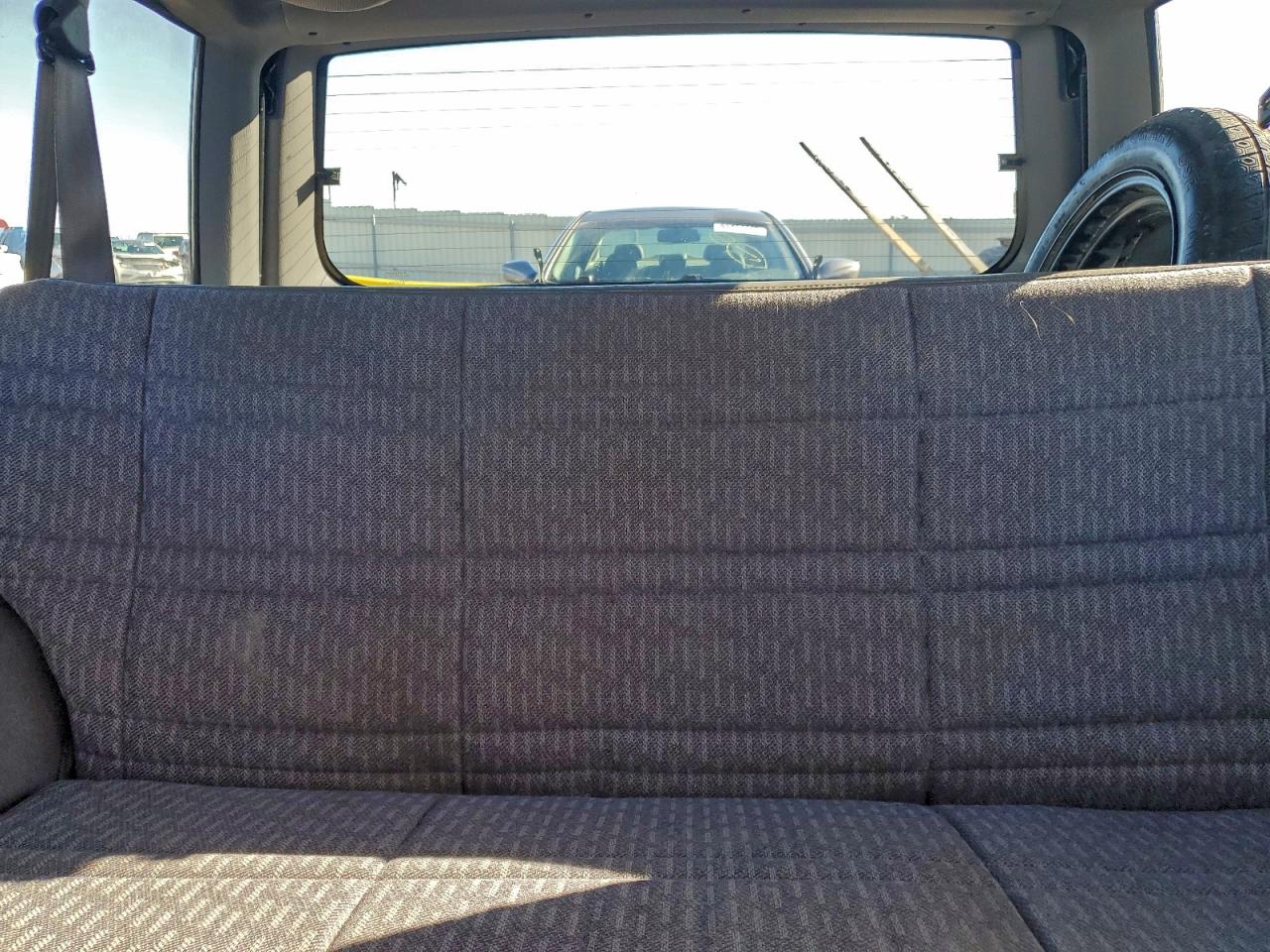 Jeep Grand Cherokee Sport Image 11