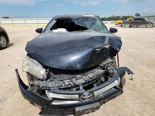 Toyota Camry Le Image 5