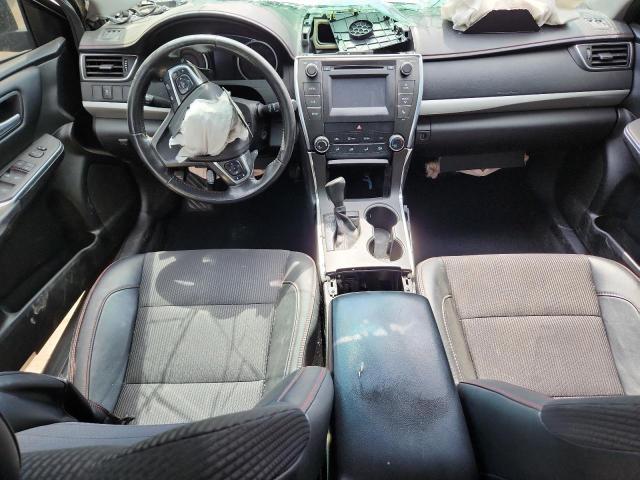 Toyota Camry Le Image 3