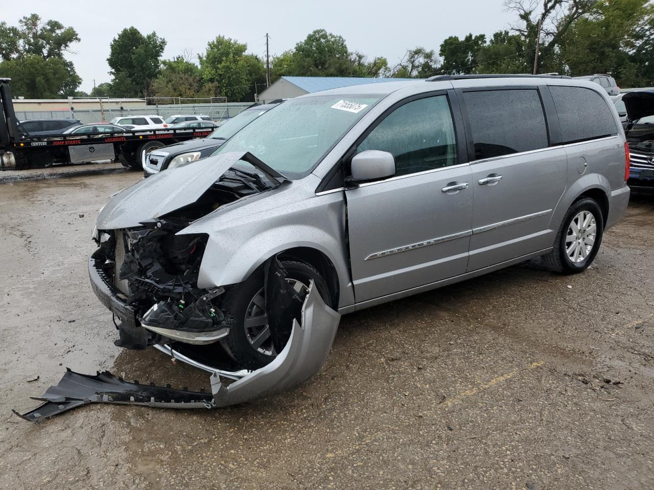 Chrysler Minivan Touring Image 1