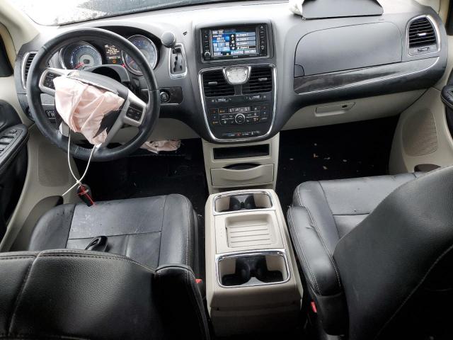 Chrysler Minivan Touring Image 8