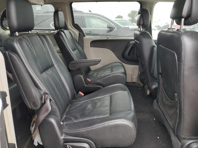 Chrysler Minivan Touring Image 10