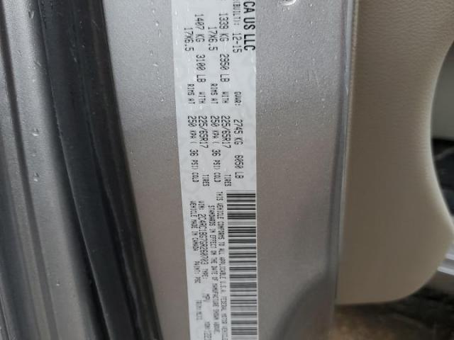 Chrysler Minivan Touring Image 12