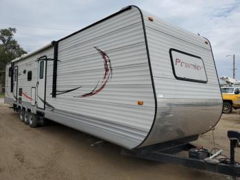  Salvage Hyli Premier 32