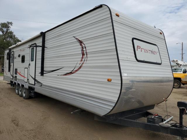  Salvage Hyli Premier 32