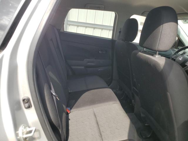 Mitsubishi Outlander Es Image 9