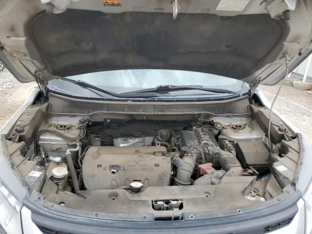 Mitsubishi Outlander Es Image 8