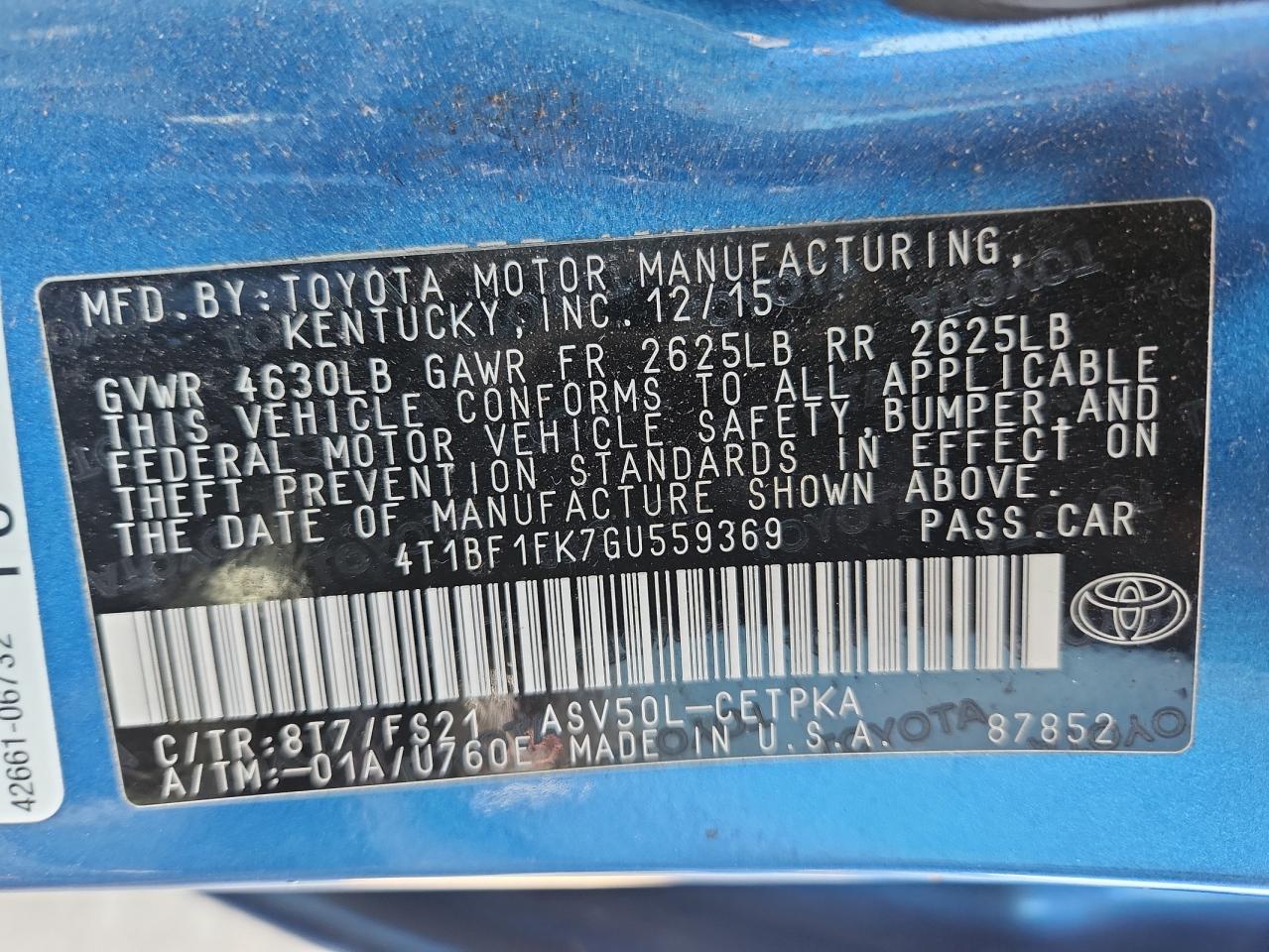 Toyota Camry Le Image 4