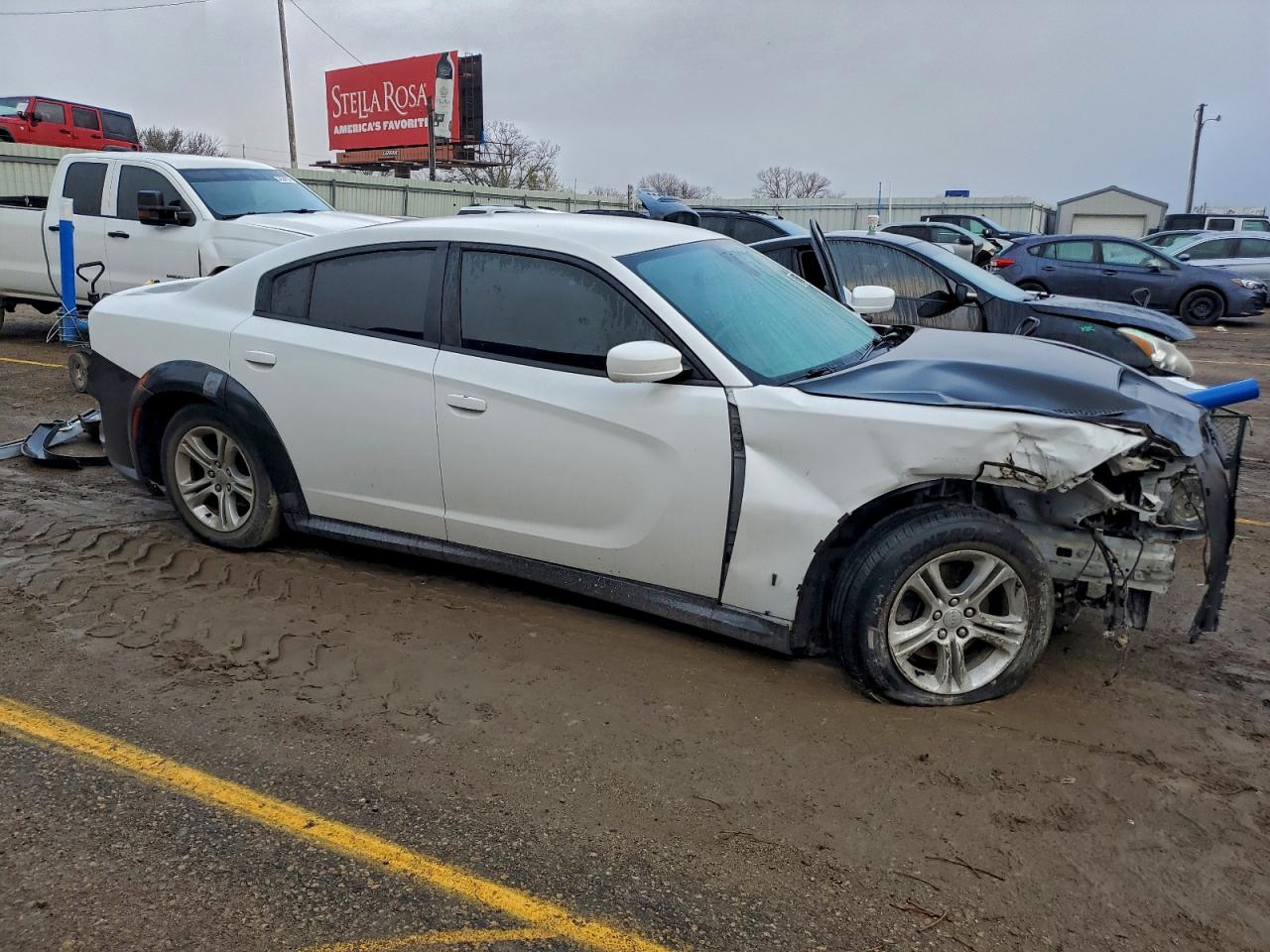 Dodge Charger Se Image 3