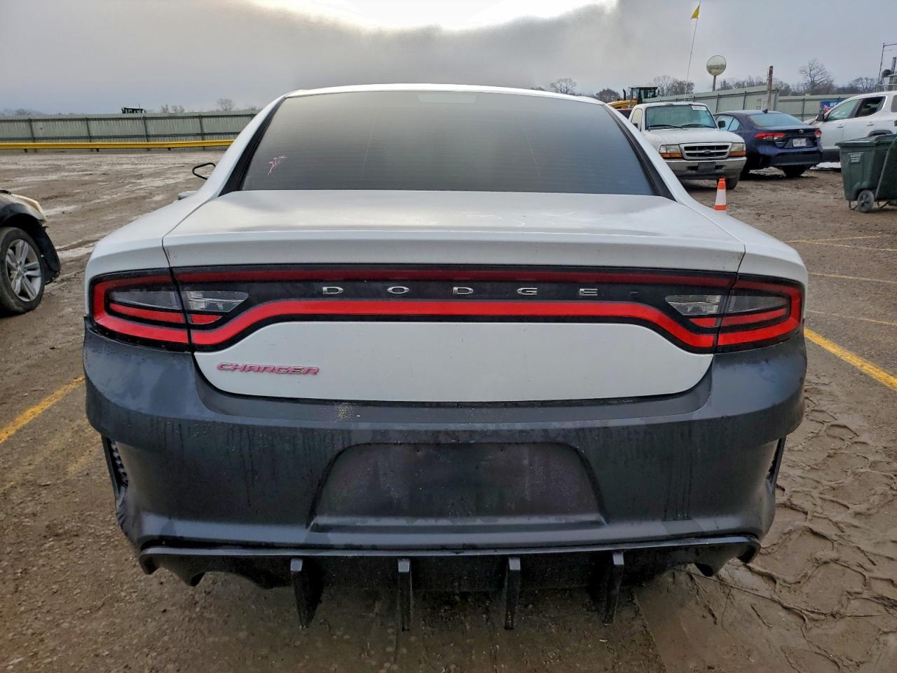 Dodge Charger Se Image 12