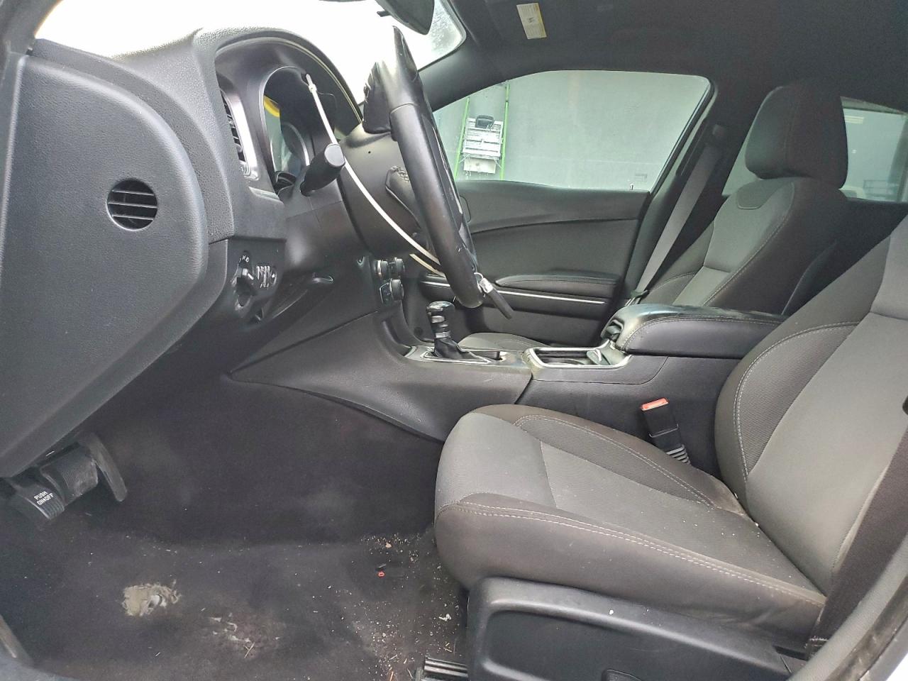 Dodge Charger Se Image 7