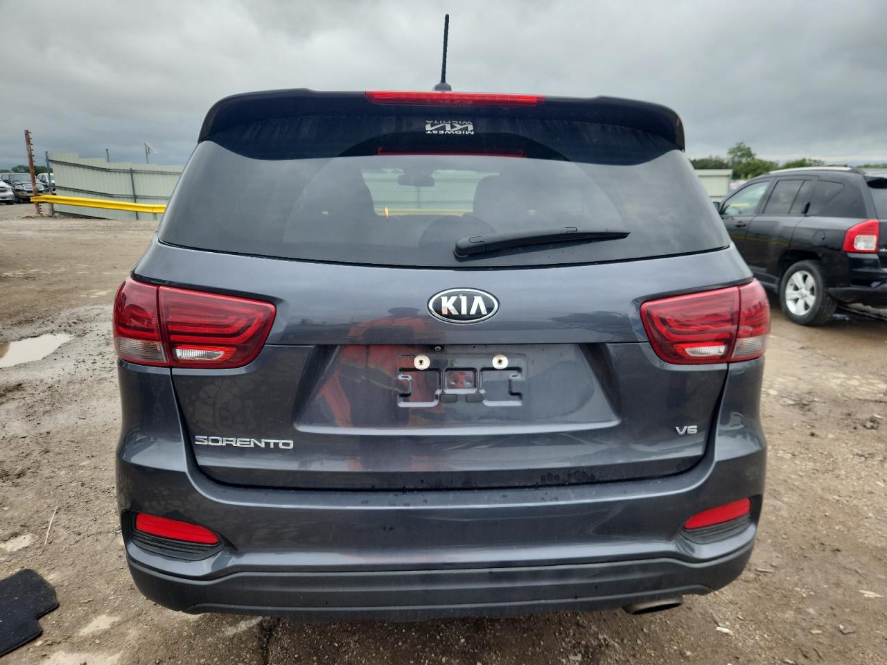 Kia Sorento Lx Image 2