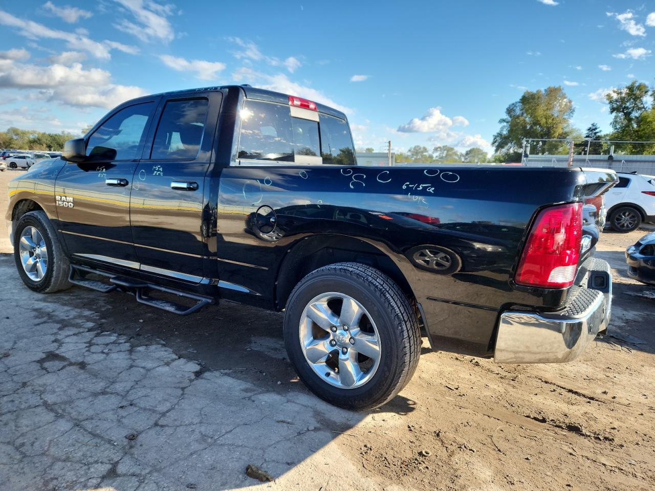 Ram 1500 Slt Image 3