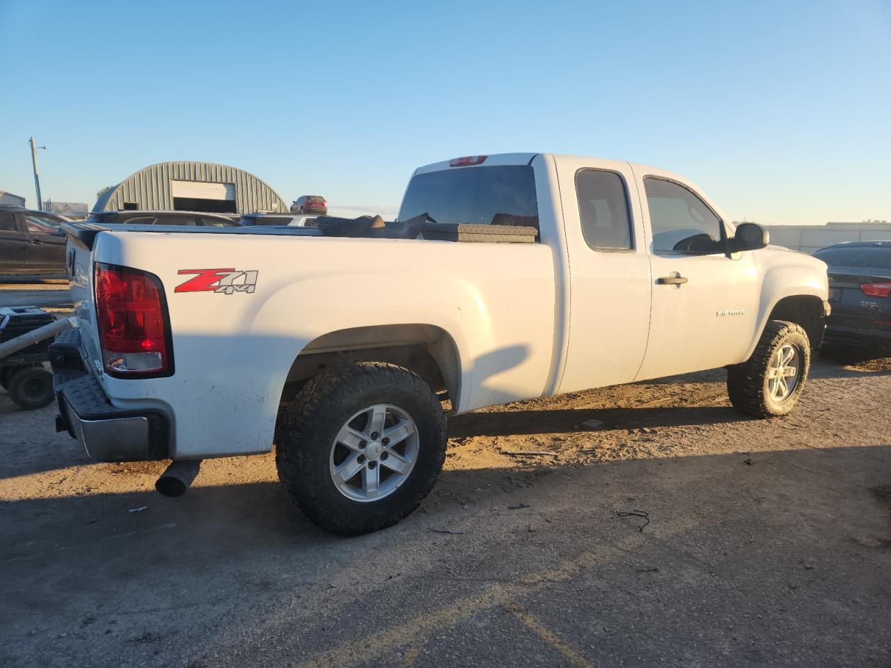 GMC Sierra K1500 Sle Image 6