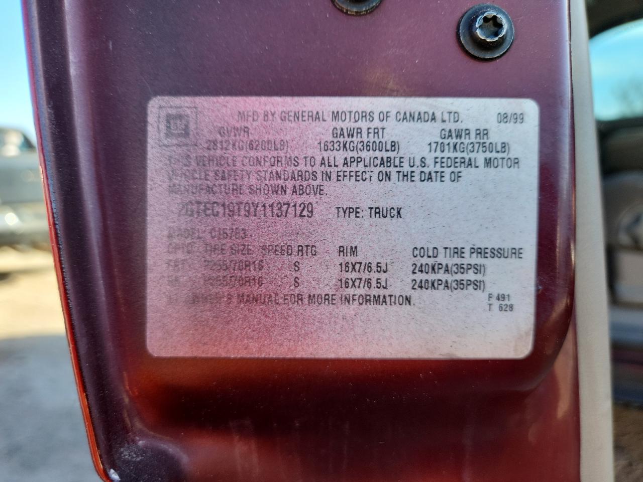 GMC Sierra C1500 Image 9