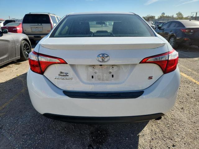 Toyota Corolla L Image 9