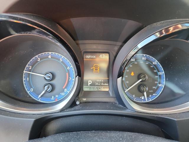 Toyota Corolla L Image 2