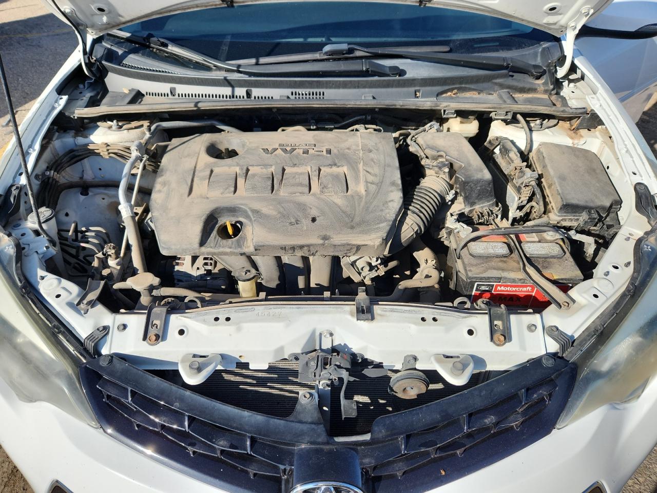 Toyota Corolla L Image 8