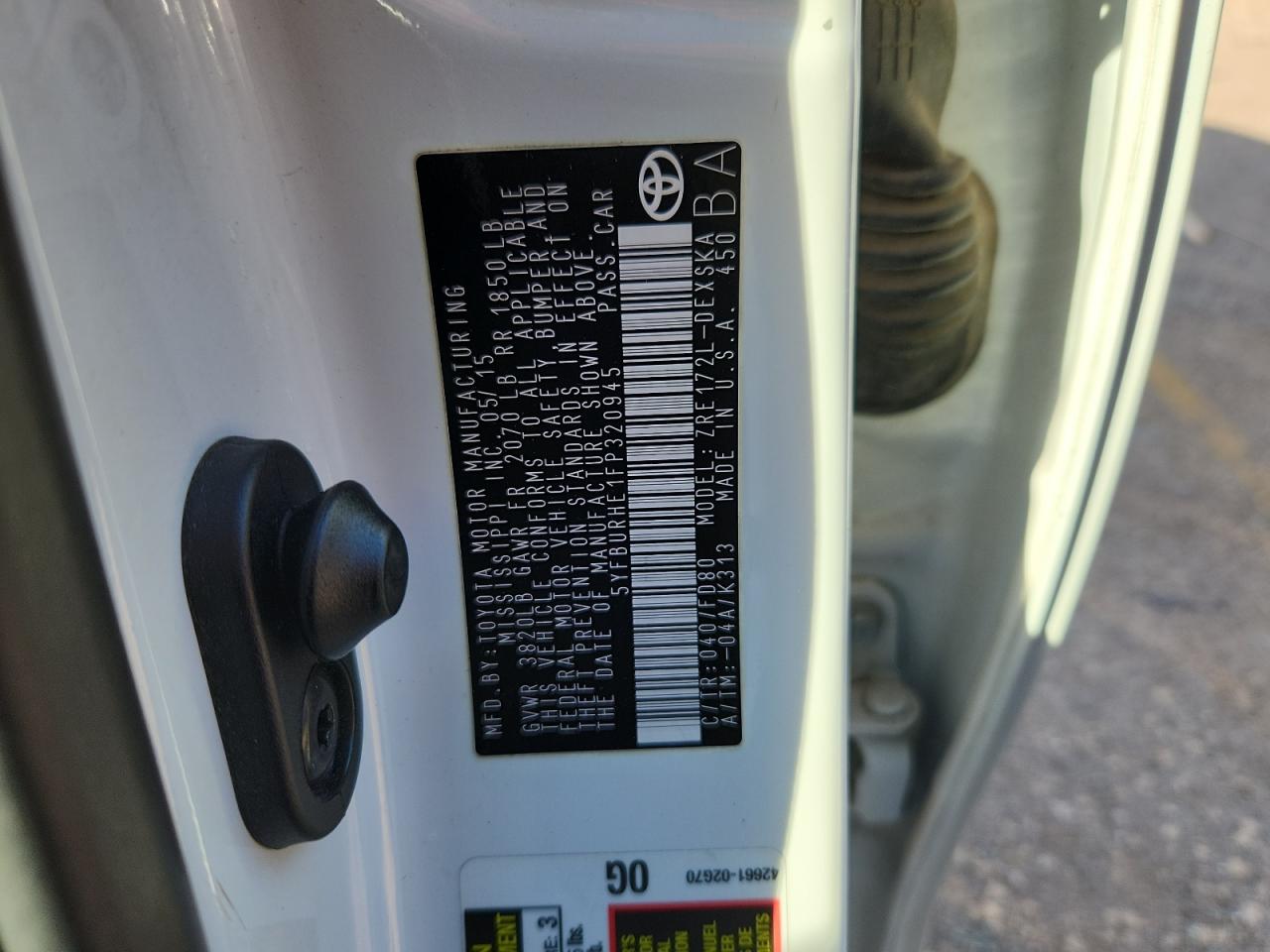 Toyota Corolla L Image 5