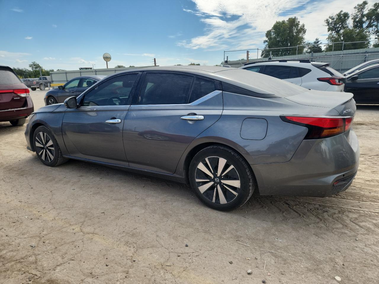 Nissan Altima Sl Image 11