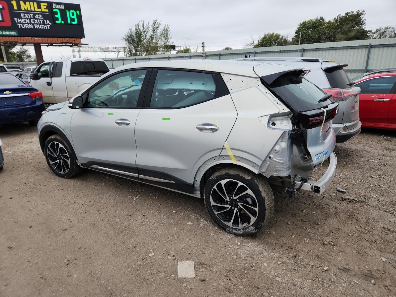 Chevrolet Bolt Premier Image 3