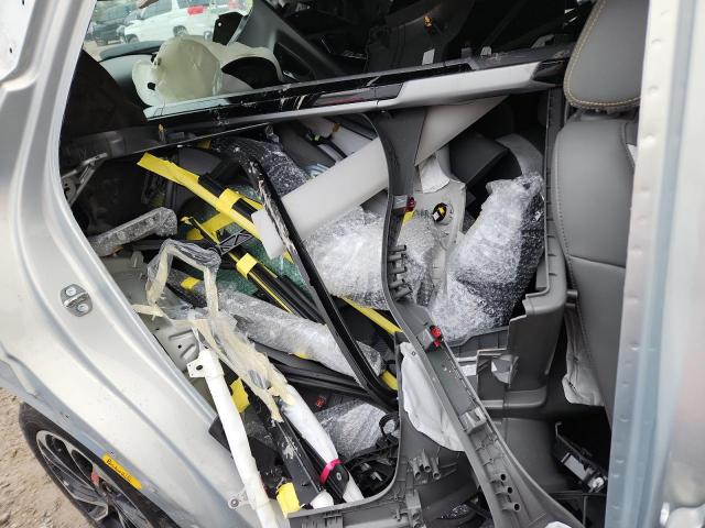 Chevrolet Bolt Premier Image 7