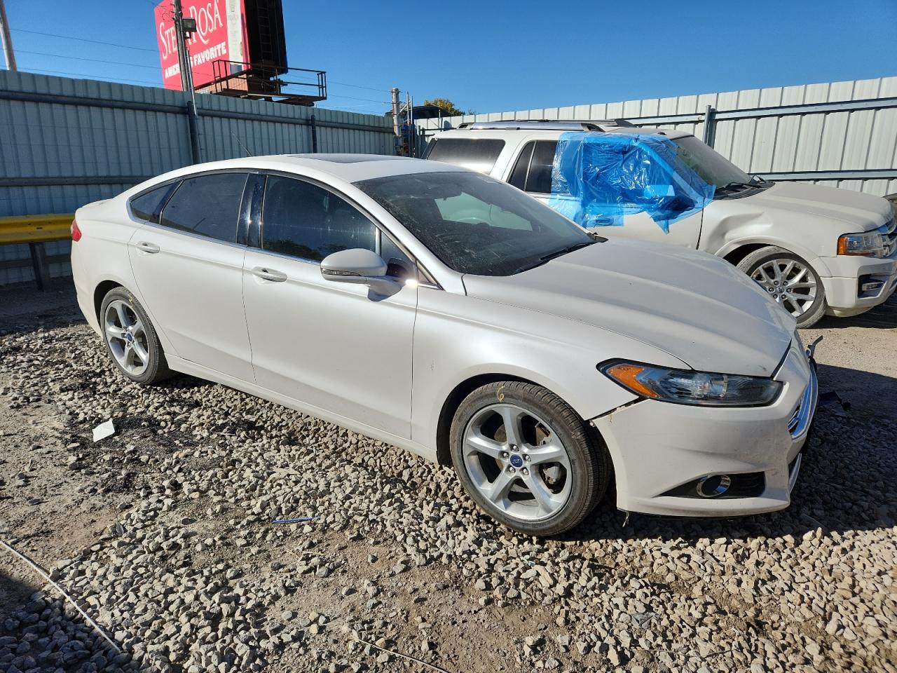 Ford Fusion Se Image 4