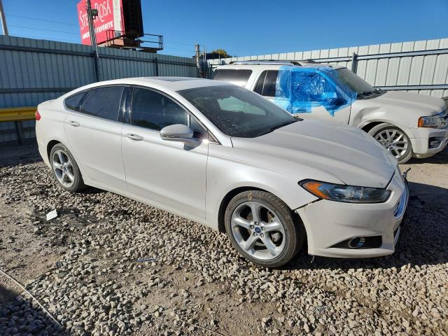 Ford Fusion Se Image 4