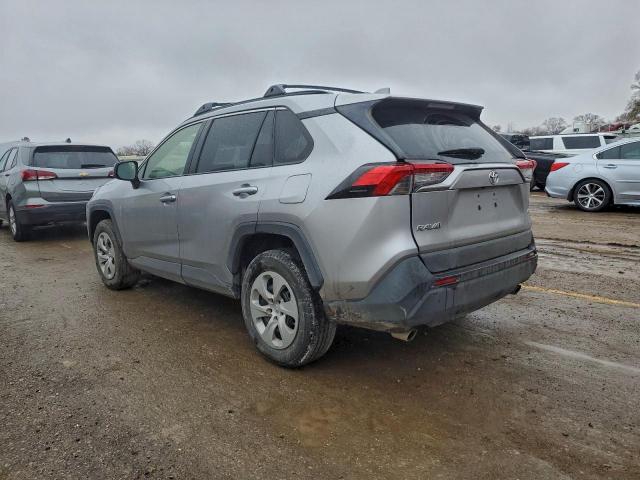 Toyota RAV4 Le Image 2