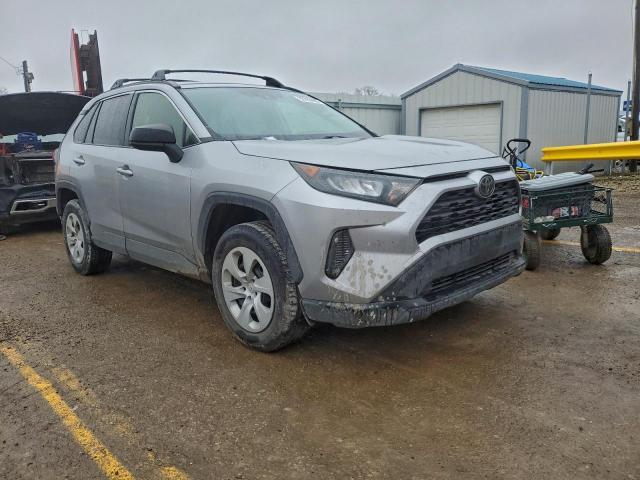 Toyota RAV4 Le Image 3