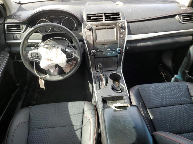 Toyota Camry Le Image 4