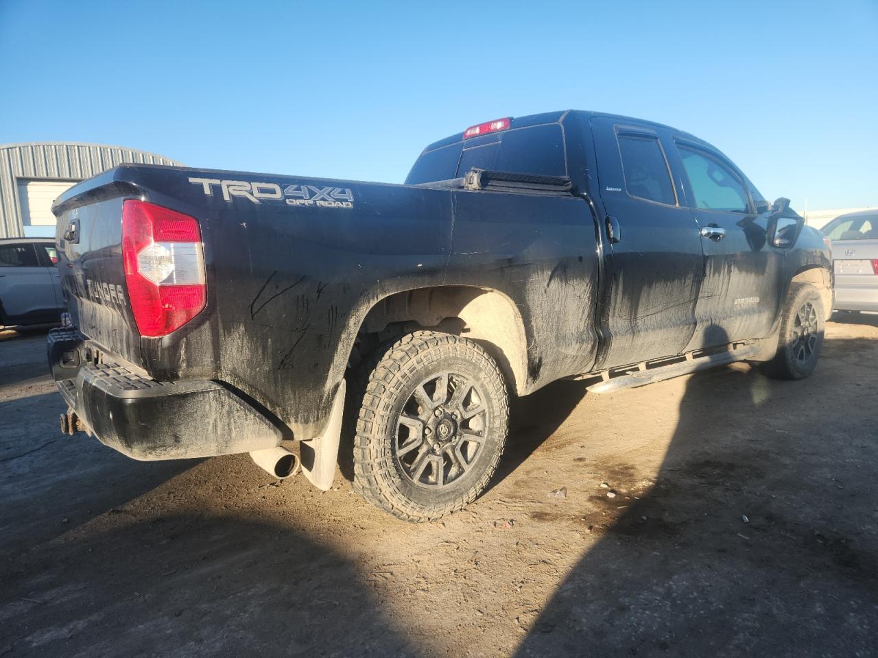 Toyota Tundra Double Cab Limited Image 3