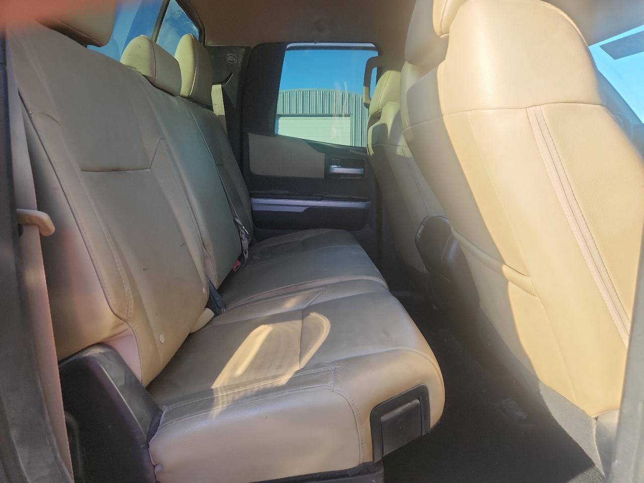 Toyota Tundra Double Cab Limited Image 7
