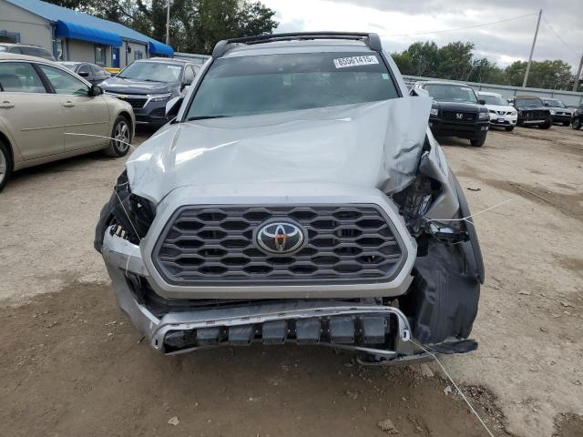 Toyota Tacoma Double Cab Image 9