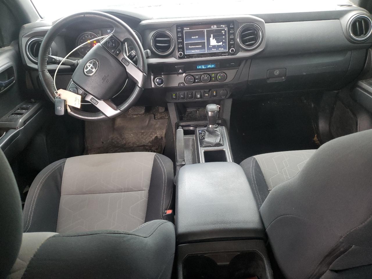 Toyota Tacoma Double Cab Image 12