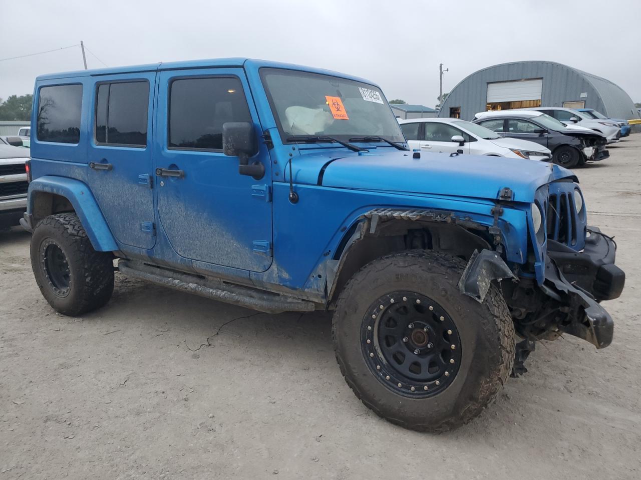 Jeep Wrangler Sahara Image 6