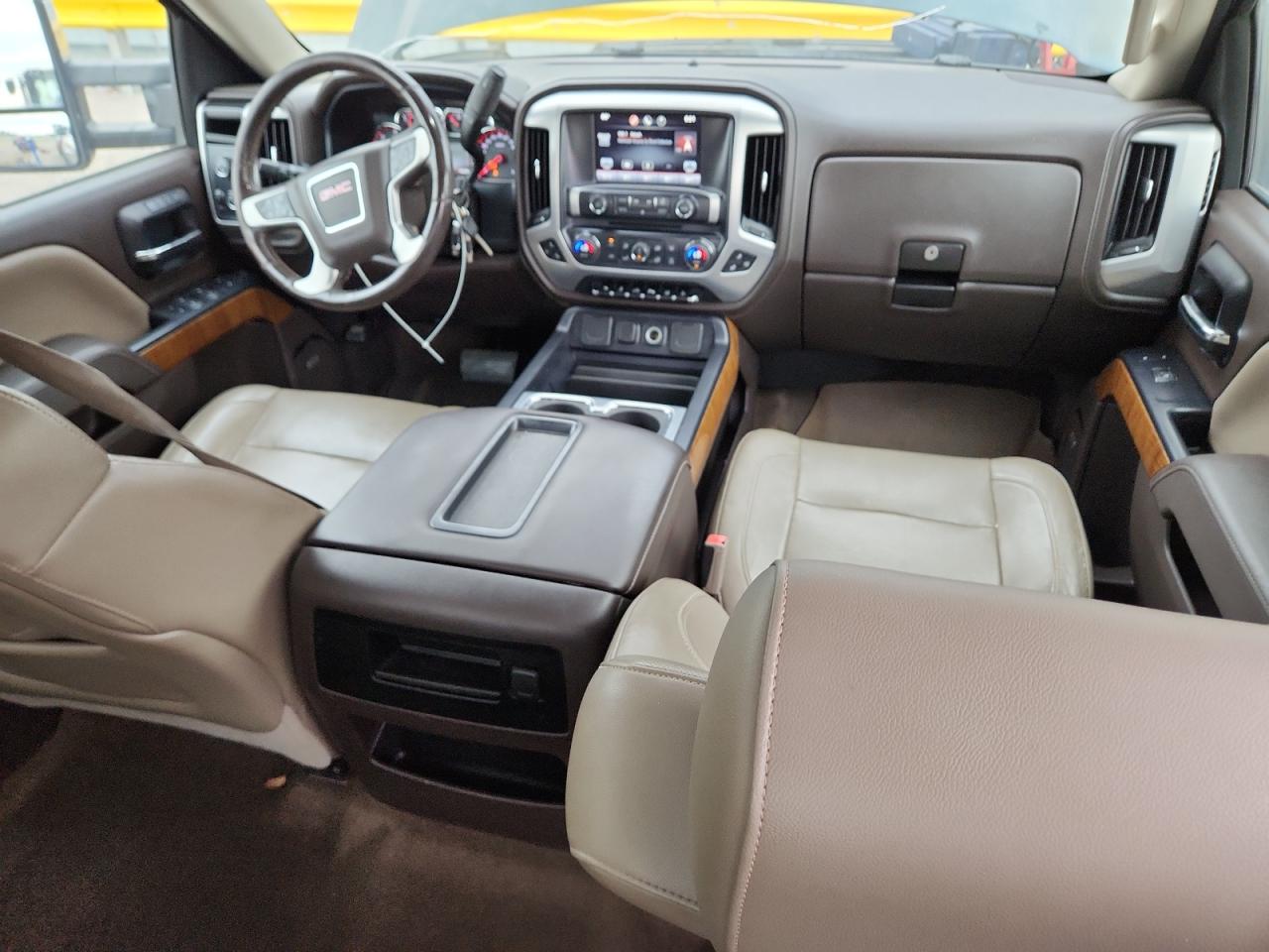 GMC Sierra K1500 Slt Image 6