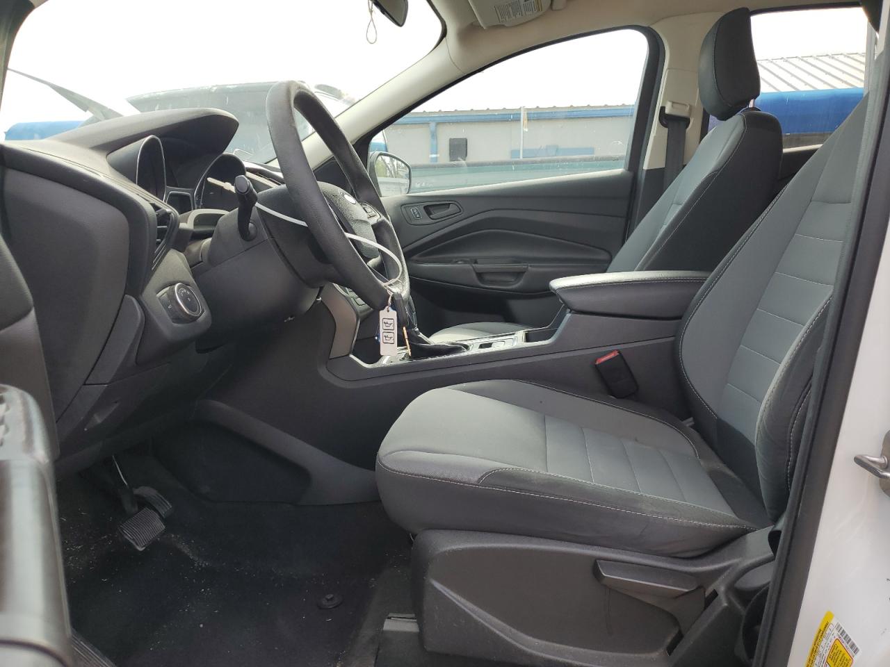 Ford Escape S Image 7