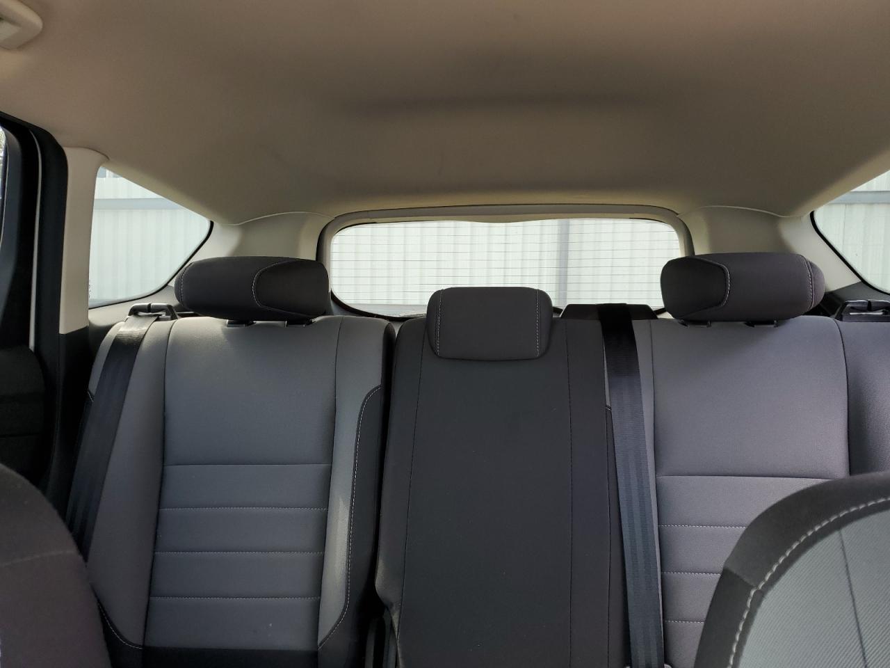 Ford Escape S Image 9