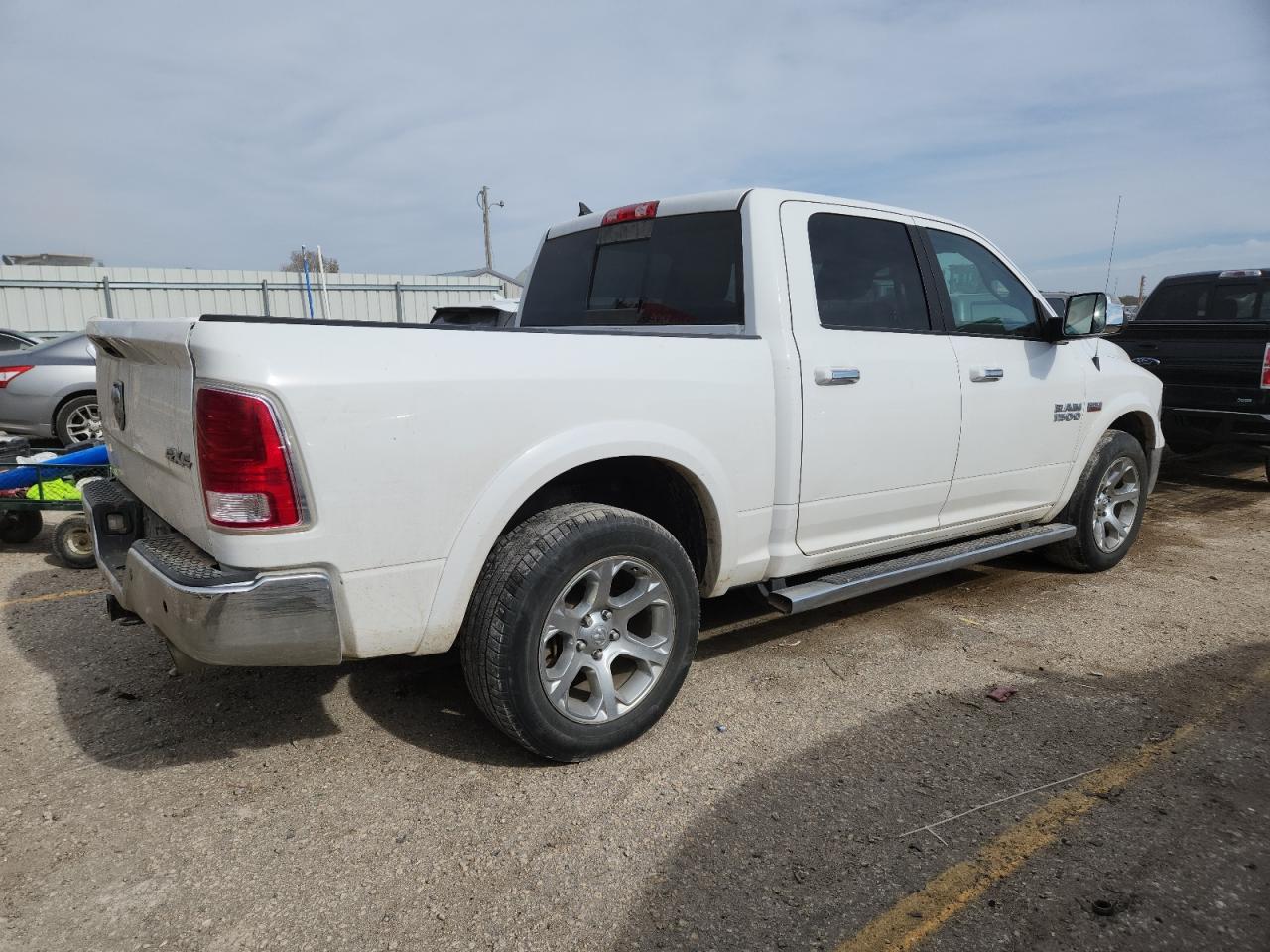 Ram 1500 Laramie Image 2